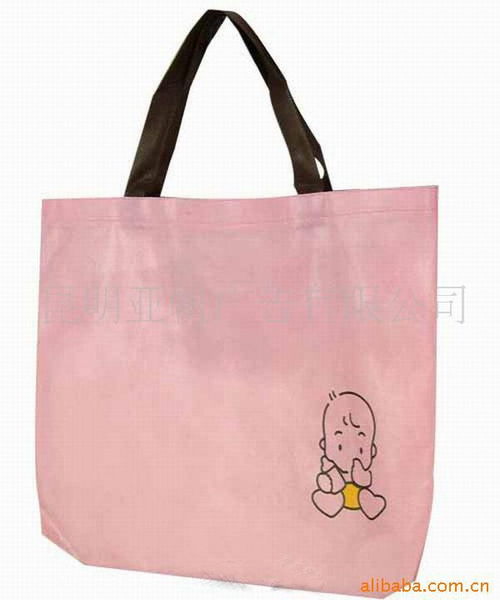 云南昆明印刷廠 專(zhuān)業(yè)打造高品質(zhì)紙類(lèi)印刷產(chǎn)品，從手提袋到禮品盒的全方位服務(wù)